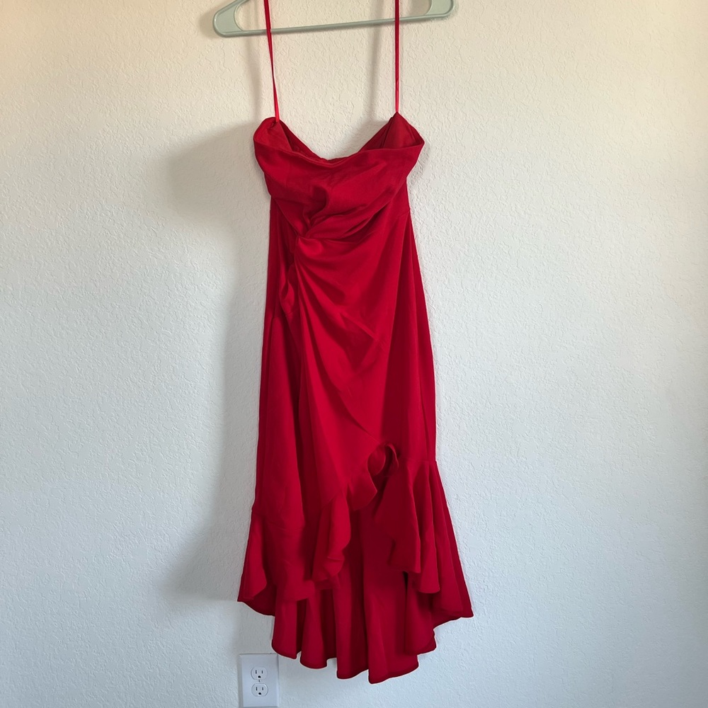Red high low strapless